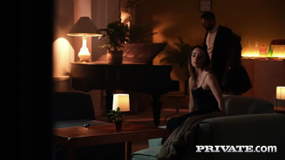 Don’t shoot the pianist, fuck him like Alice Zaffyre!